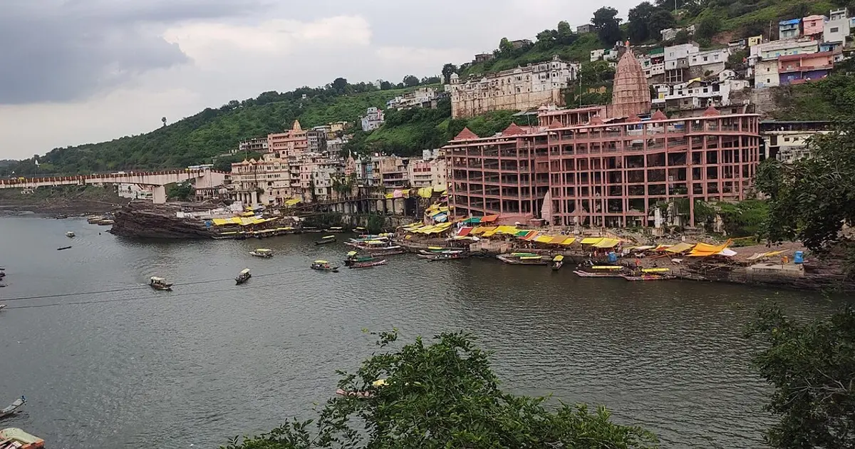 Omkareshwar Temple, Khandwa